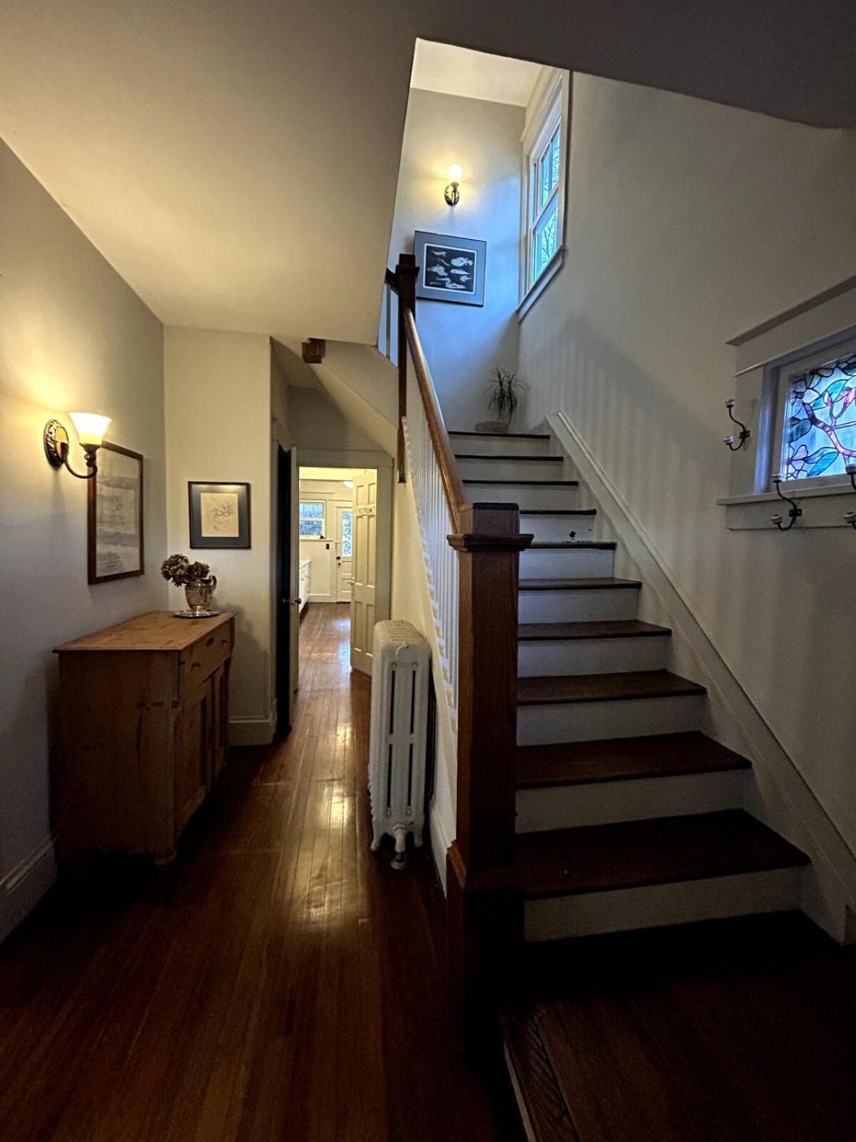 The Farmhouse At Fort Hill Peekskill Exterior foto